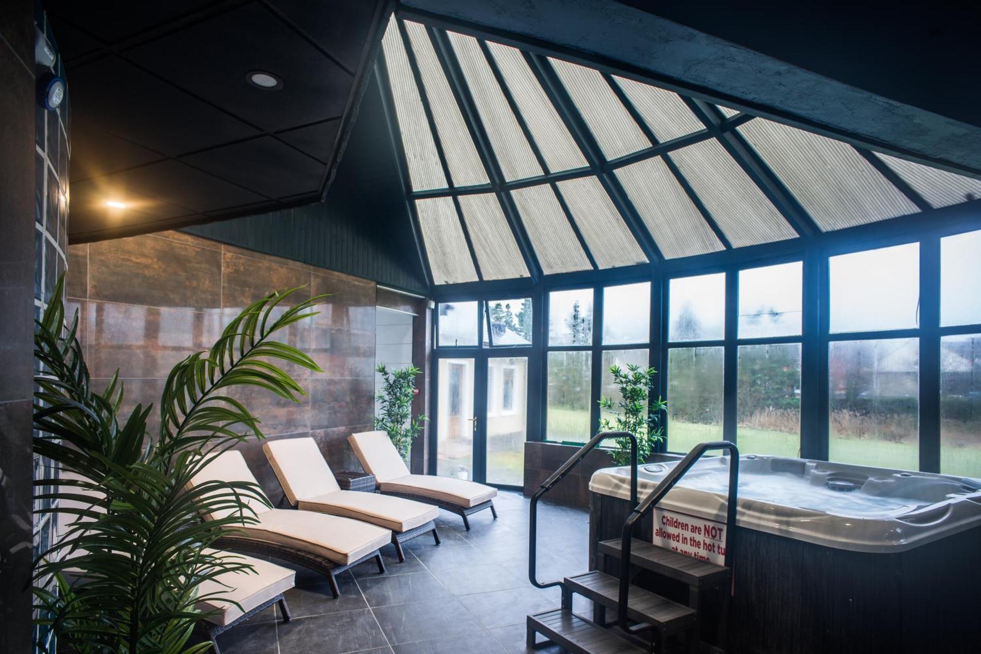 Holyrood Hotel - Leisure Centre & The Spa At Orchids Bundoran Eksteriør bilde